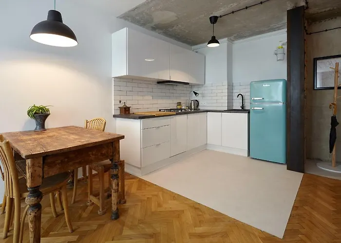 - Stara Ochota شقة